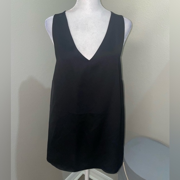 Ro + De Top M Black Sleeveless top - Picture 2 of 6